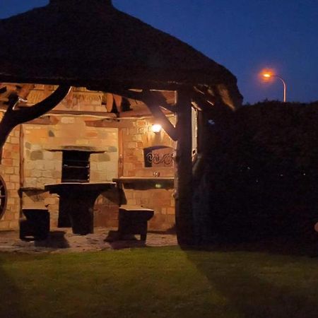 Pokoje Oaza Spokoju Nowecin Exterior foto